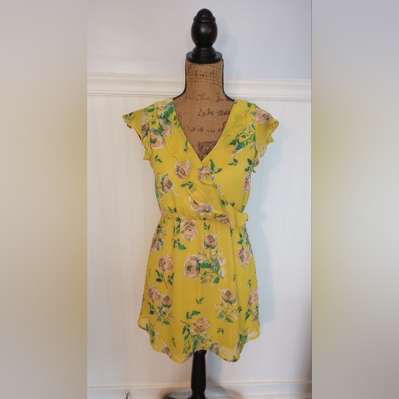 Aeropostale Prince & Fox Chiffon Yellow Floral Ruffled Dress Size Small EUC - Picture 4 of 9